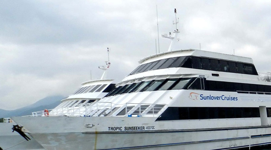 Sunlover-Reef-Cruises-1